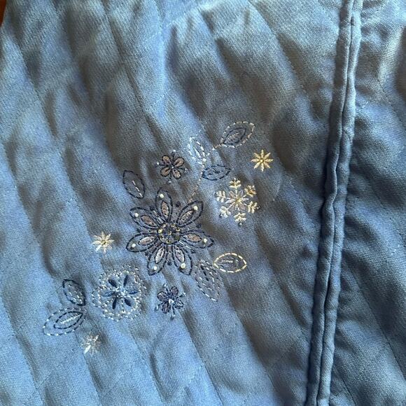 Alfred Dunner Quilted Full Zip Sweater Vest and Pants Set Light Blue Floral - Picture 5 of 10